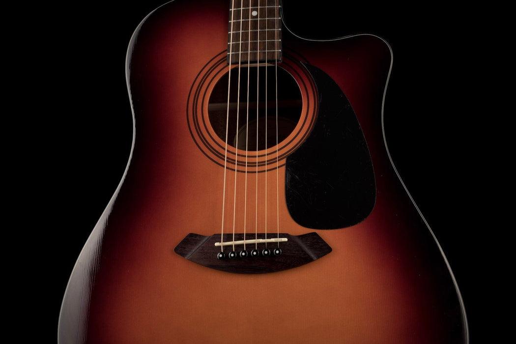 Used Fender CD-60SCE Sunburst with Case