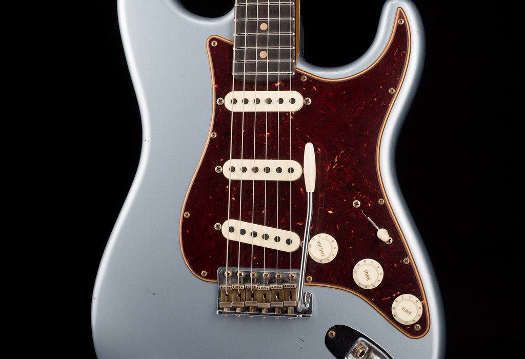 Fender Custom Shop Postmodern Stratocaster Journeyman Relic Faded Aged Blue Ice Metallic