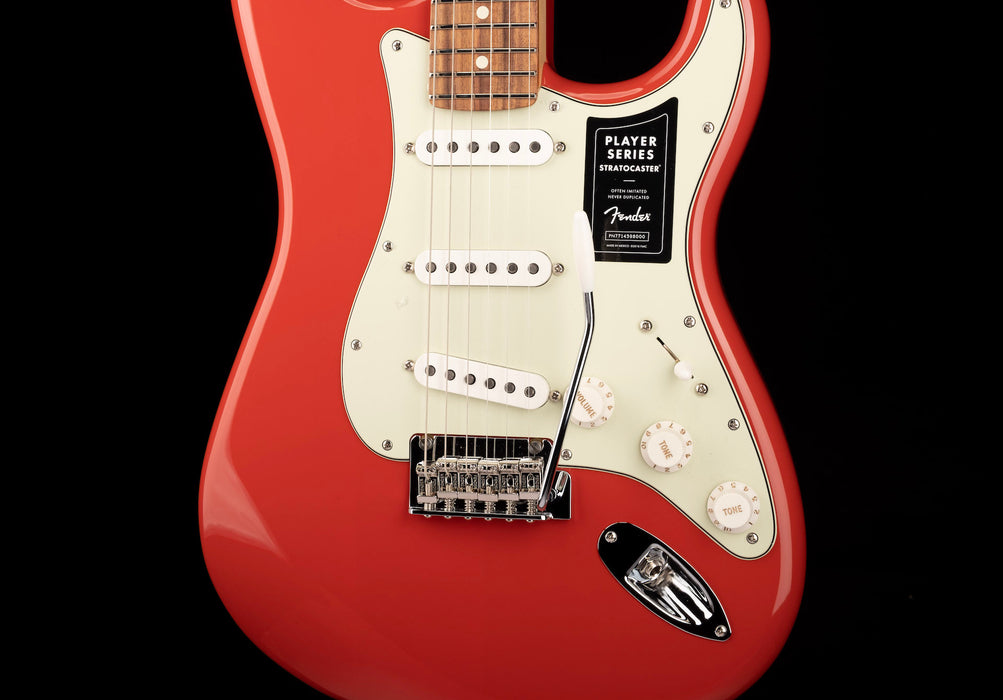 Fender Limited Edition Player Strat Pau Ferro Fingerboard Fiesta Red Electric Guitar