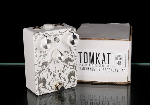 Used TomKat Daydreamer Delay/Reverb Guitar Effect Pedal With Box