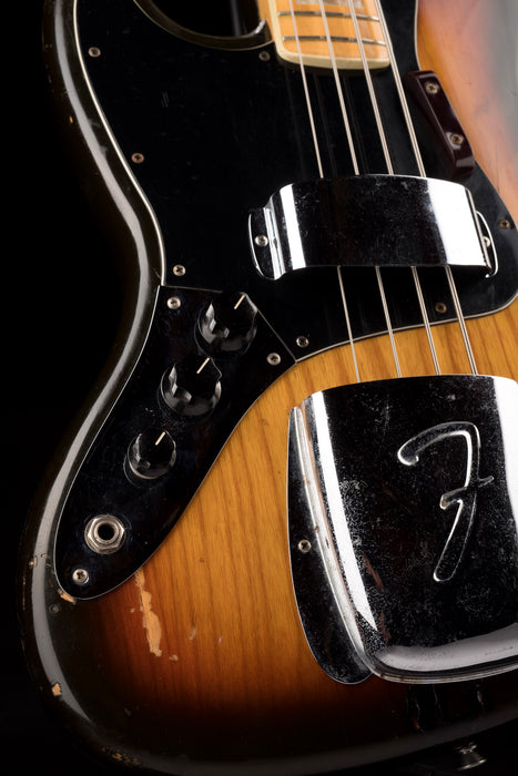 Pre Owned 1978 Fender Left-Handed Jazz Bass Sunburst Maple fretboard With OHSC