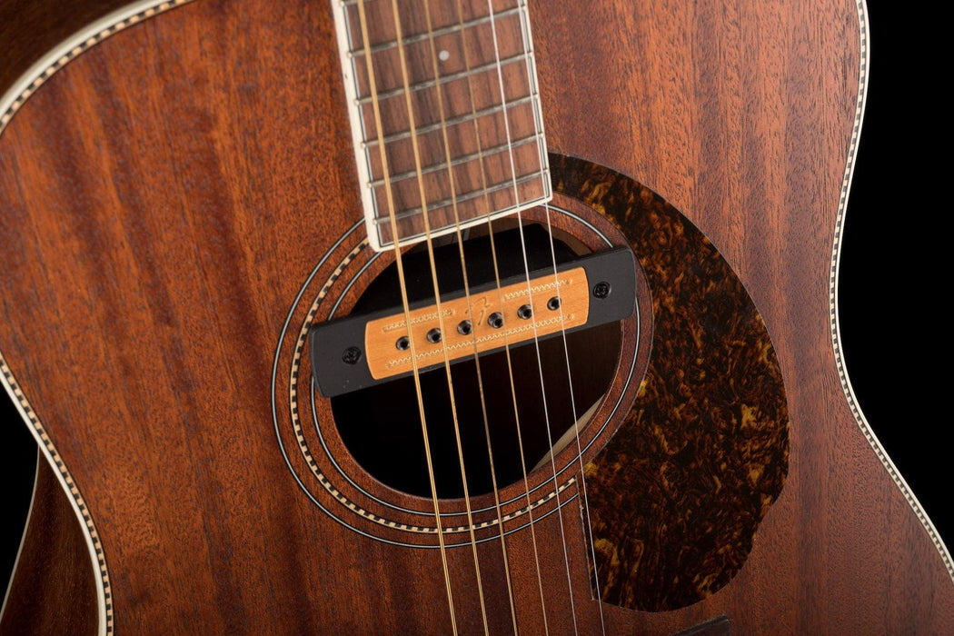 Used Fender Parmaount PM-1 Dreadnought All Mahogany with Mesquire Humbucking Pickup with Gig Bag