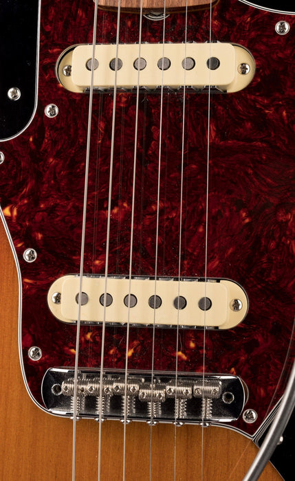 Used Fender Vintera '60s Jaguar 3-Color Sunburst With Gig Bag