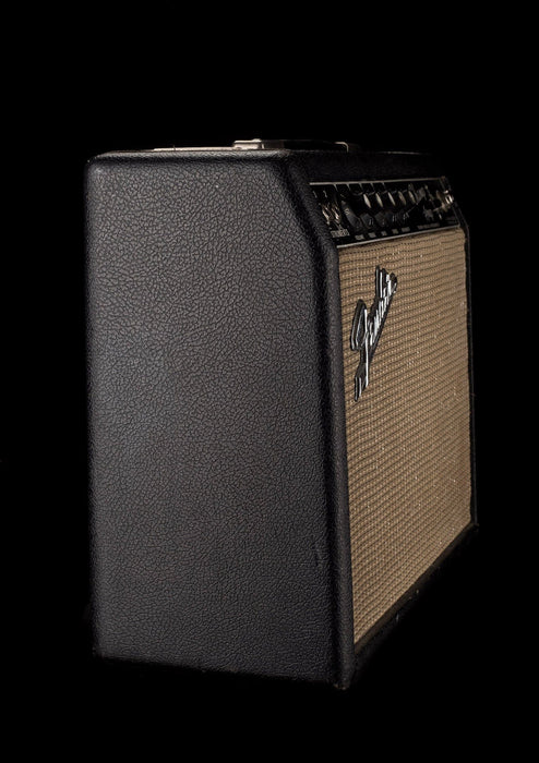 Vintage 1965 Fender Vibro Champ Guitar Amp Combo