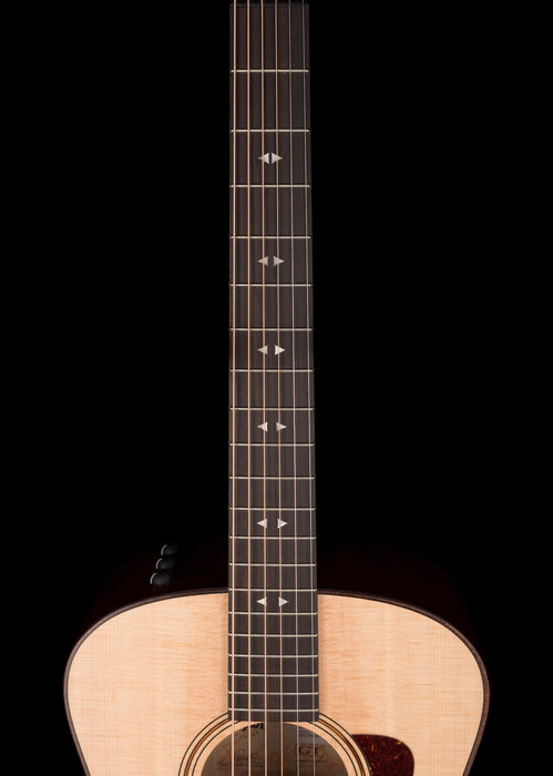 Taylor GTe Urban Ash Acoustic Electric Guitar With Aerocase
