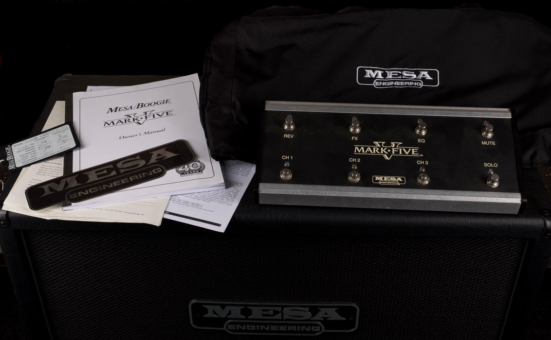 Pre-Owned Mesa Boogie Mark V 90W Head With 2 Horizontal 2x12" Extension Cabinets