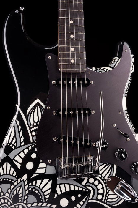 Pre-Owned Fender Custom Shop Masterbuilt Greg Fessler Madison Roy Nightshade Strat Electric Guitar