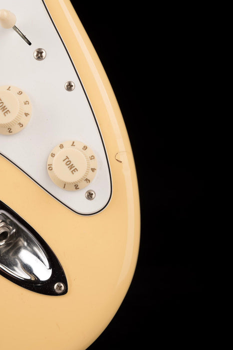 Used Fender Yngwie Malmsteen Stratocaster Vintage White with OHSC