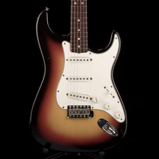Vintage 1966 Fender Stratocaster 3-Tone Sunburst with OHSC