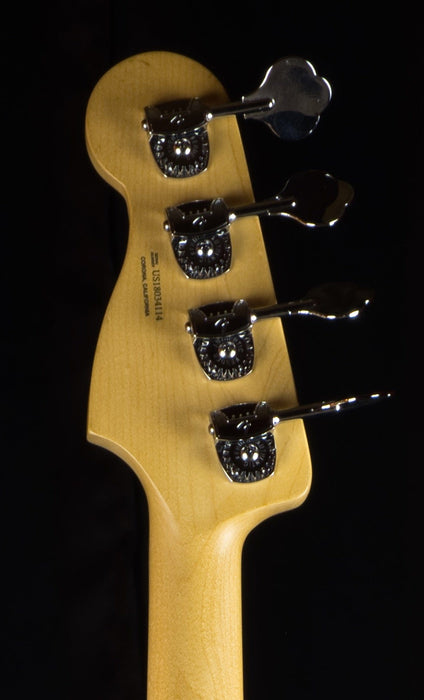 Used Fender American Elite Precision Bass Champagne