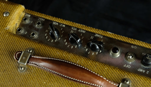Pre-Owned Vintage 1957 Fender Deluxe Tweed 5E3 Circuit