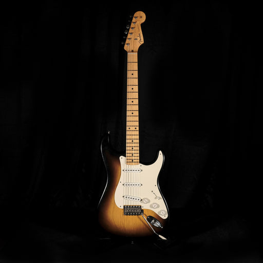 Pre Owned '13 Fender Custom Shop '55 Closet Classic Stratocaster 2 Tone Sunburst C of A OHSC