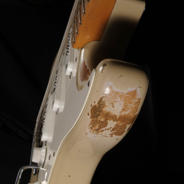 Fender Custom Shop 1956 Stratocaster Heavy Relic Desert Sand