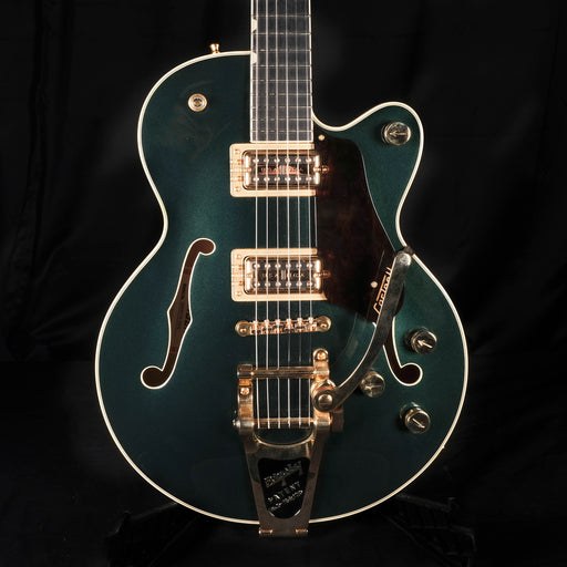 Gretsch G6659TG Players Edition Broadkaster Jr. Center Block - Cadillac Green, Bigsby Tailpiece
