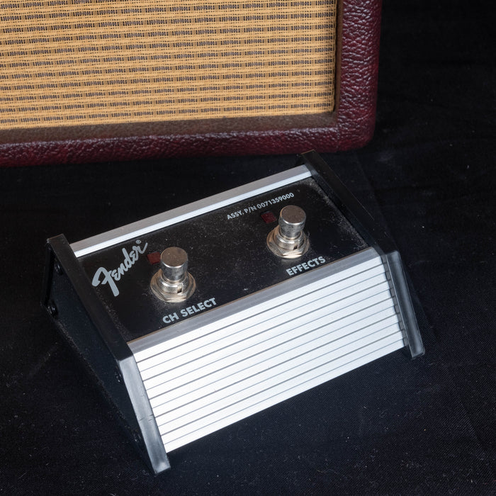 fender champ pedal Pre Owned Fender Super Champ X2 FSR 15-watt 1x10" Tube Combo Amp w/ Ce — Truetone Music