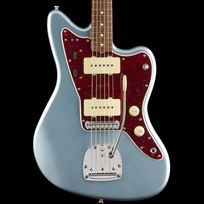 Fender Vintera '60s Jazzmaster Ice Blue Metallic With Gig Bag