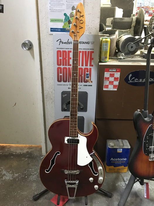 Used Vox Apollo IV Bass Guitar With OHSC