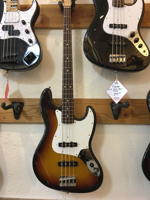 Used Fender Made in Japan Jazz Bass Rosewood Fingerboard Sunburst With Bag