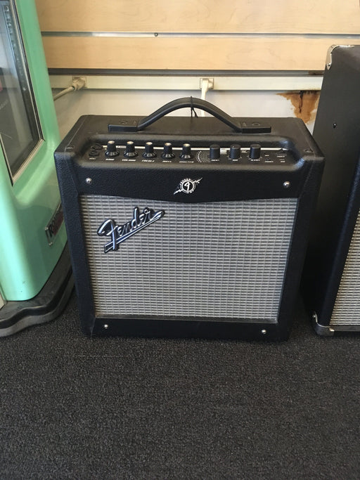 Used Fender Mustang I 1x8" Combo Guitar Amplifier