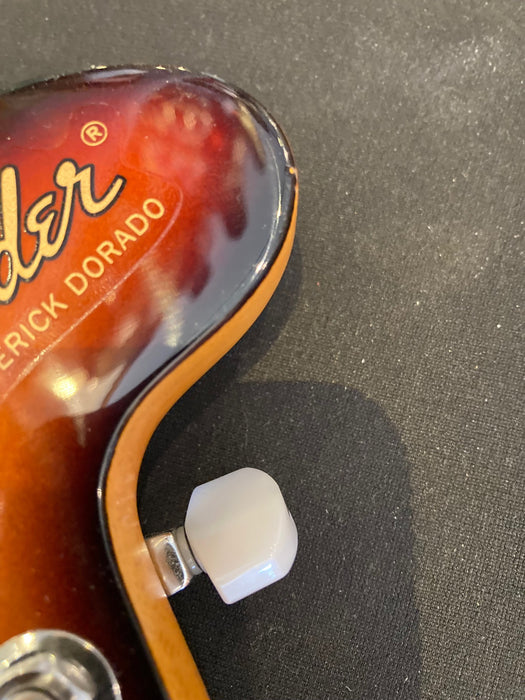 Fender Parallel Universe Volume II Maverick Dorado Ultraburst ***B-Stock****