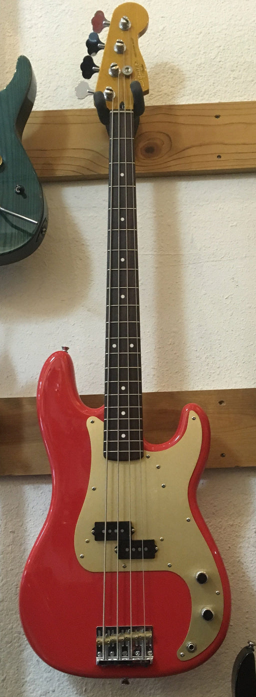 Used Squier Classic Vibe Precision Bass Fiesta Red With Bag