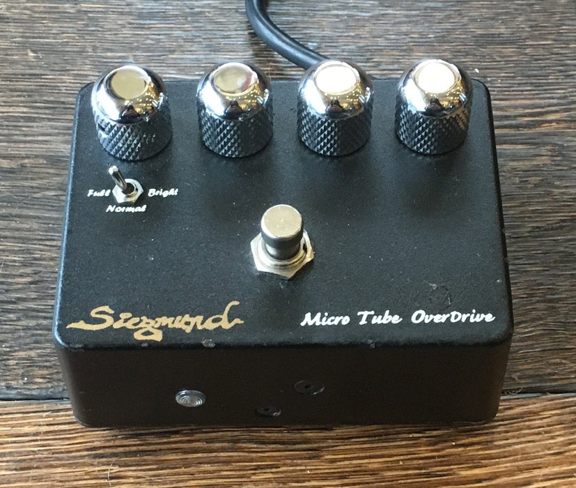 Used Siegmund Micro Tube Overdrive Guitar Effect Pedal With Box