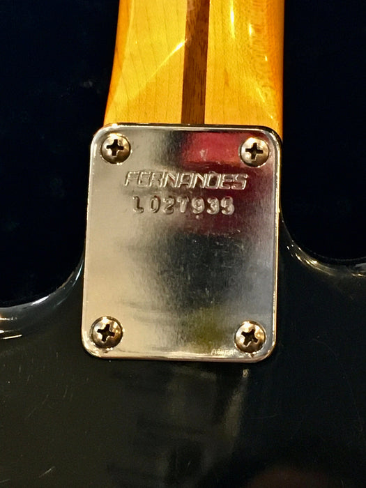 Used Fender Custom Shop Venus Black Electric Guitar Owned/Payed by Courtney Love