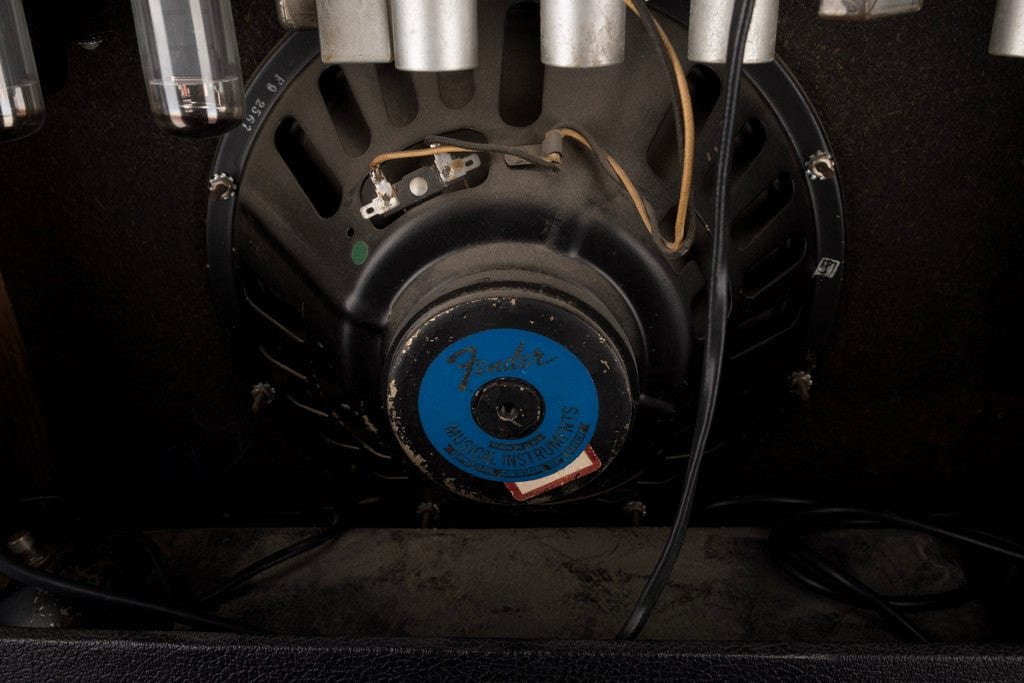 Vintage 1968 Fender Deluxe Reverb Black/Silver Guitar Amp Combo