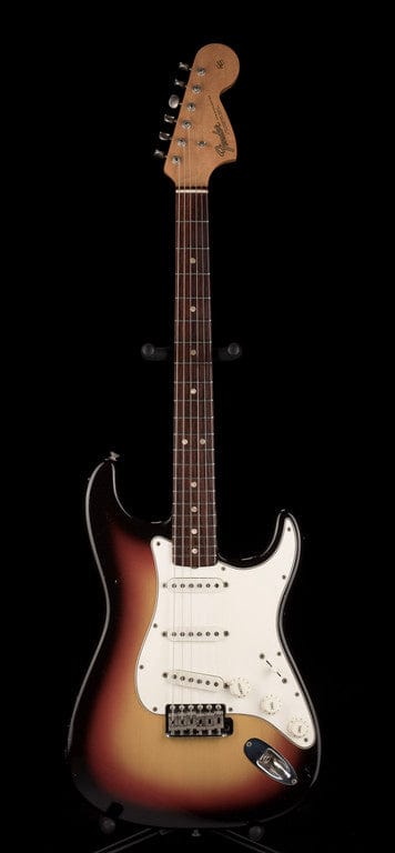 Vintage 1966 Fender Stratocaster 3-Tone Sunburst with OHSC